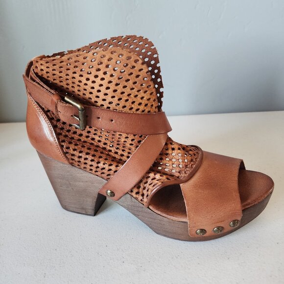 Free People Clog "NEW" - Picture 11 of 16